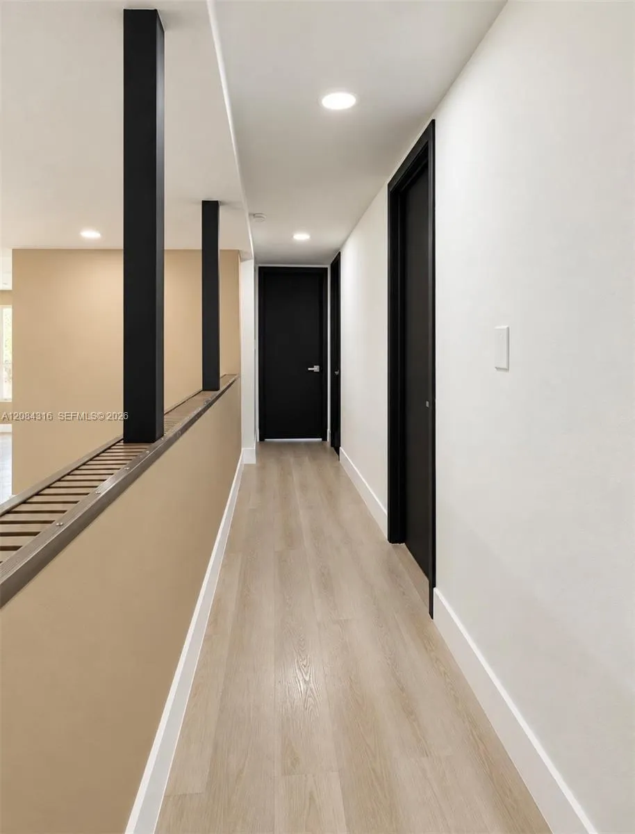 400 SW 31st Ave Fort Lauderdale, FL 33312