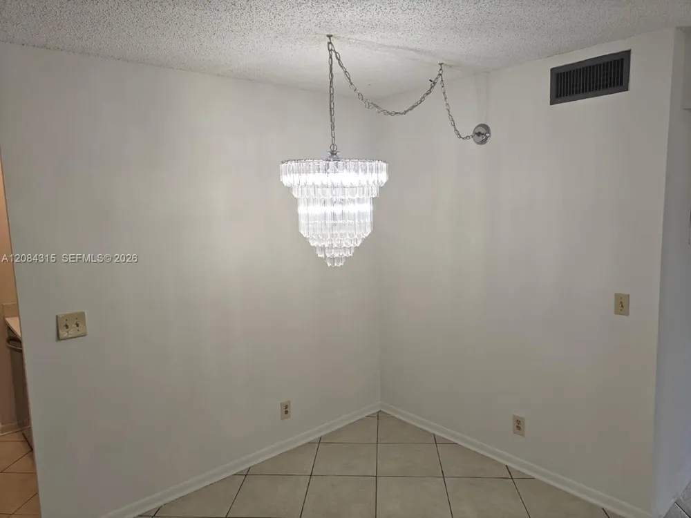 10228 Twin Lakes Dr #16-E Coral Springs, FL 33071