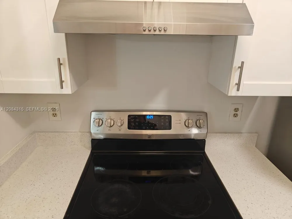 10228 Twin Lakes Dr #16-E Coral Springs, FL 33071