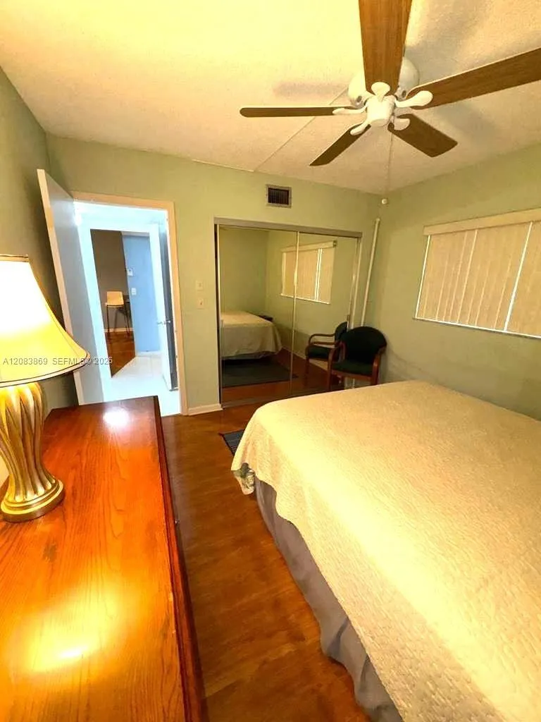 7680 NW 1st St #107 Margate, FL 33063