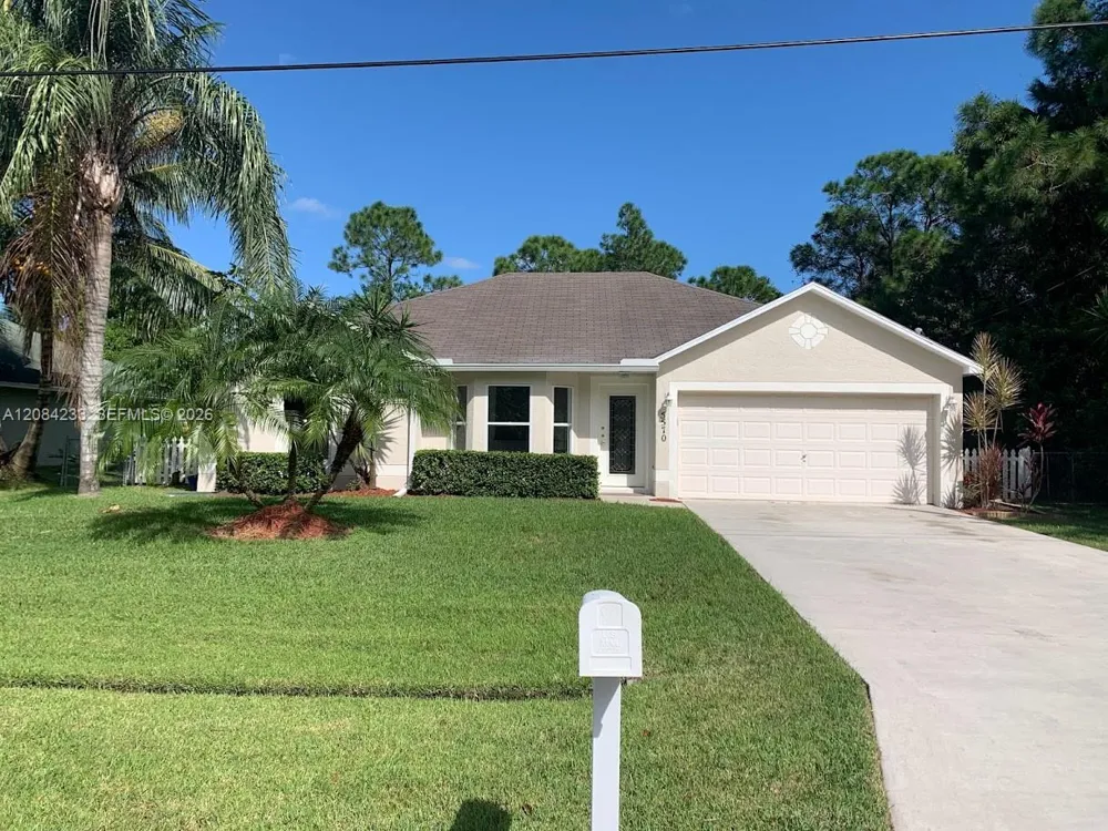 5570 NW Cruzan Ave Port St. Lucie, FL 34986