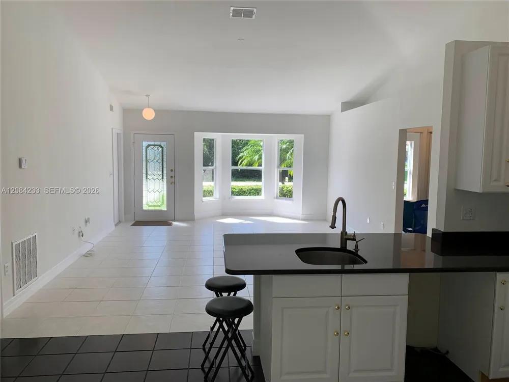 5570 NW Cruzan Ave Port St. Lucie, FL 34986