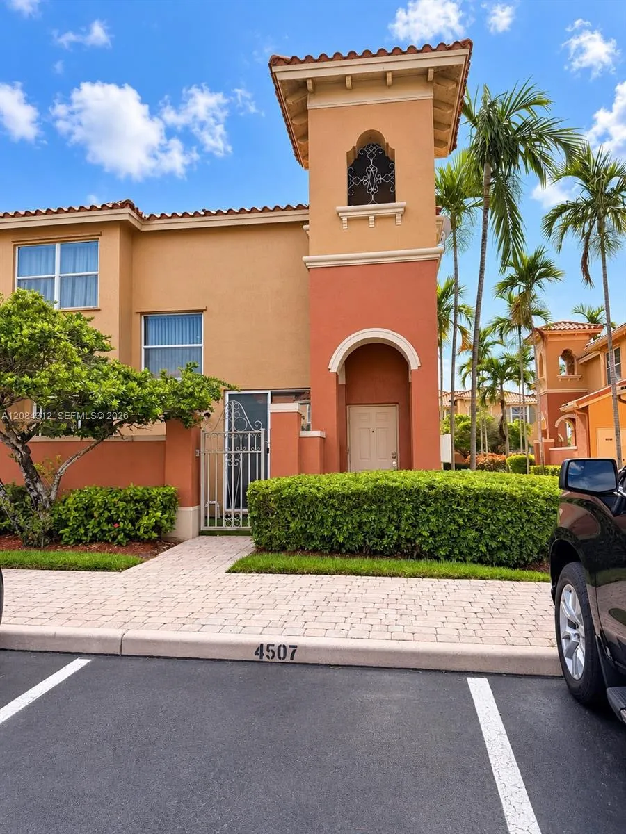 2303 Clipper Pl #4506 Dania Beach, FL 33312