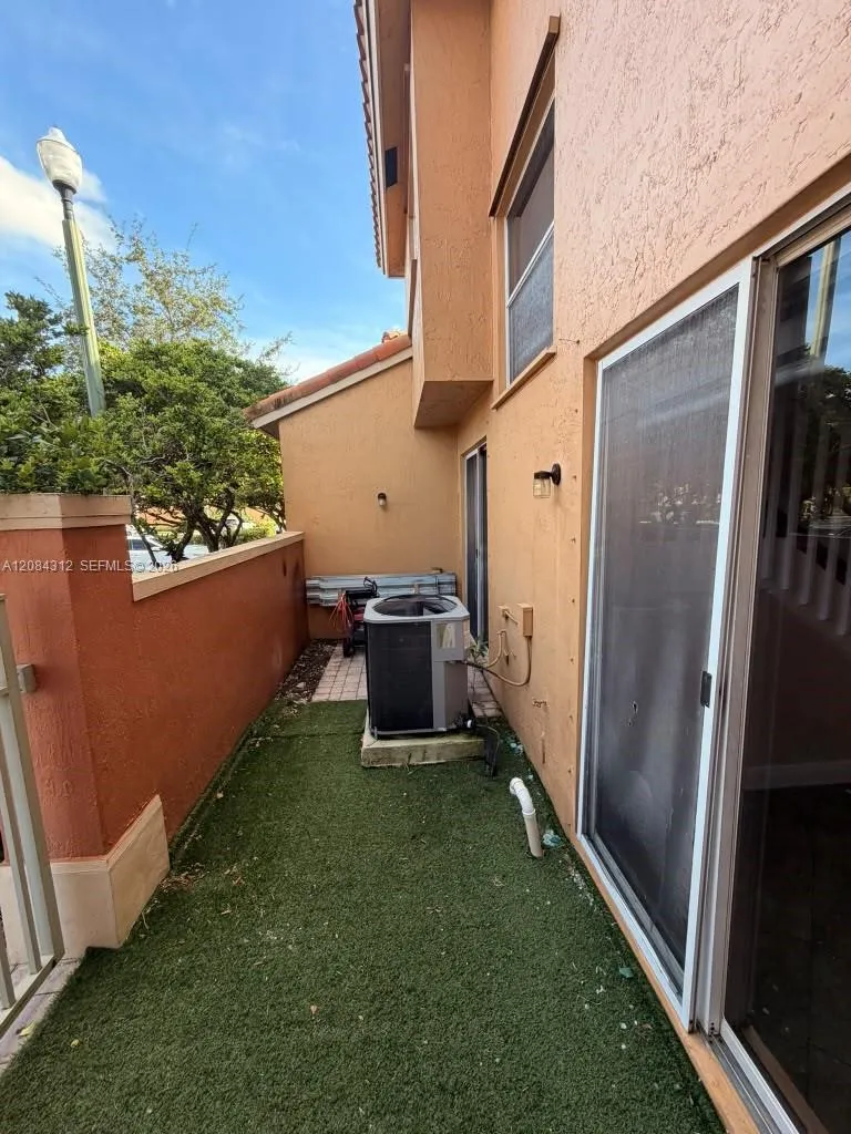 2303 Clipper Pl #4506 Dania Beach, FL 33312