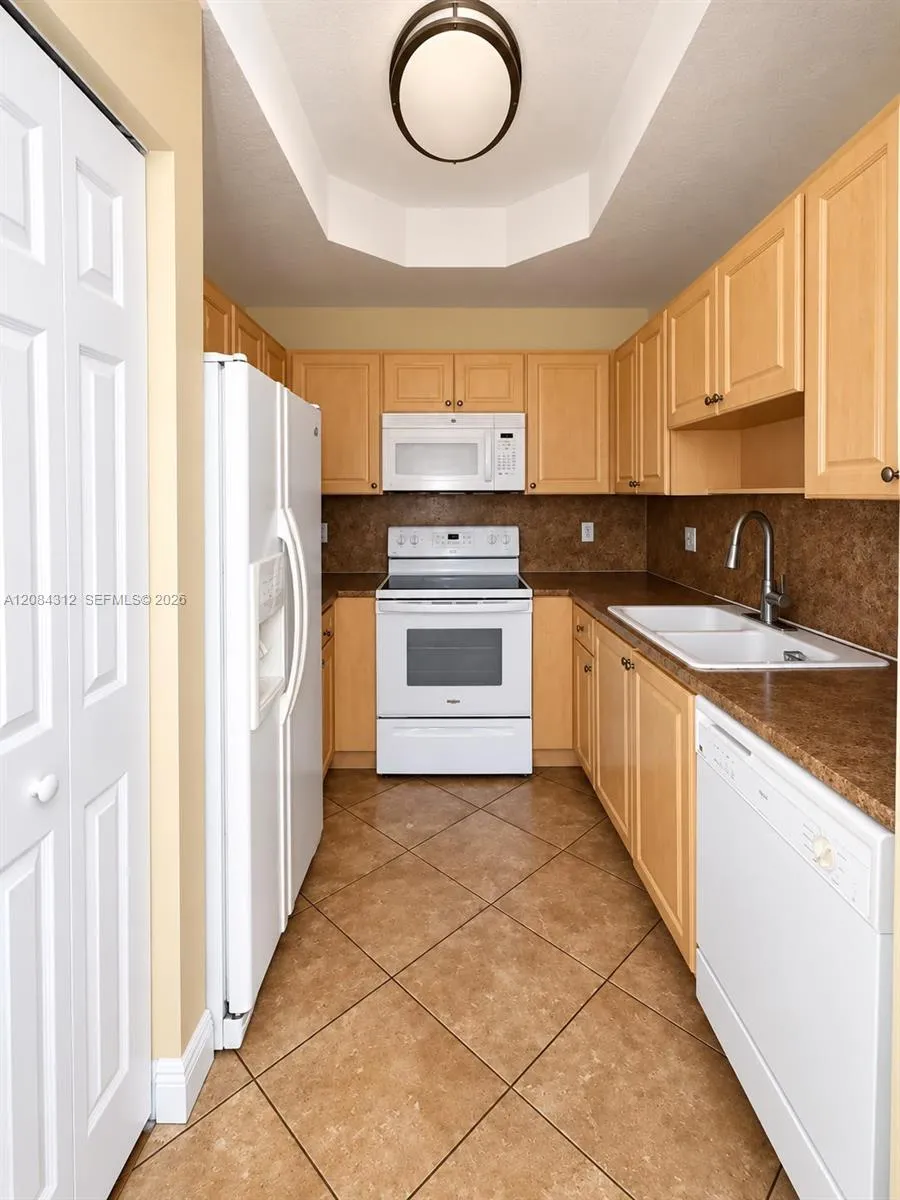 2303 Clipper Pl #4506 Dania Beach, FL 33312