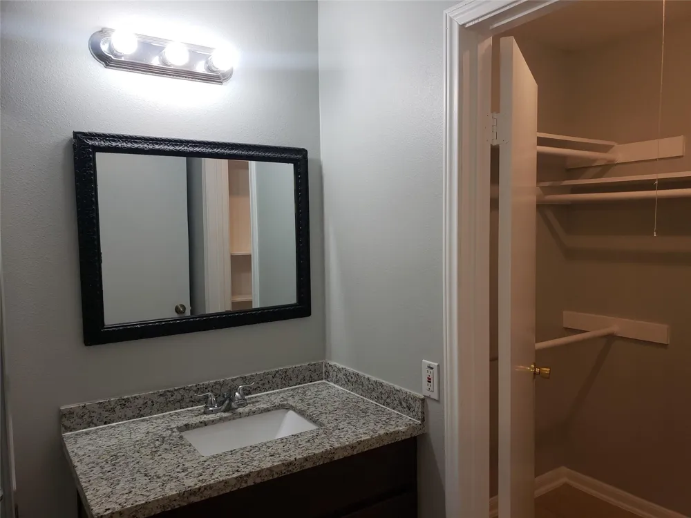 16315 Quail Place Drive Houston, TX 77489