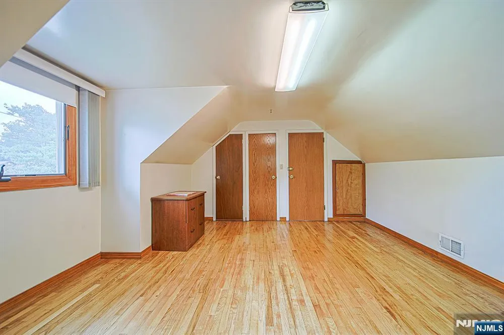 728 Lancaster Road Ridgefield, NJ 07657