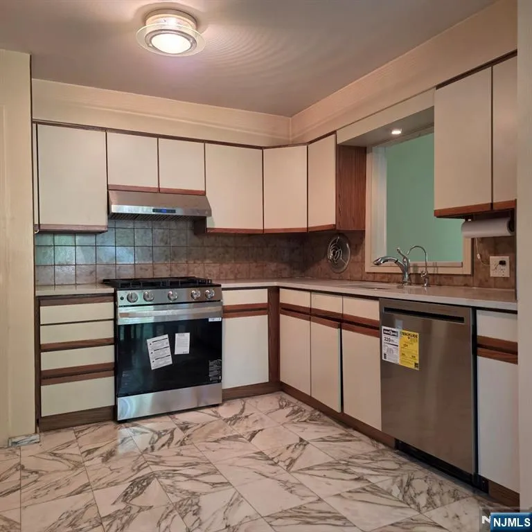 728 Lancaster Road Ridgefield, NJ 07657
