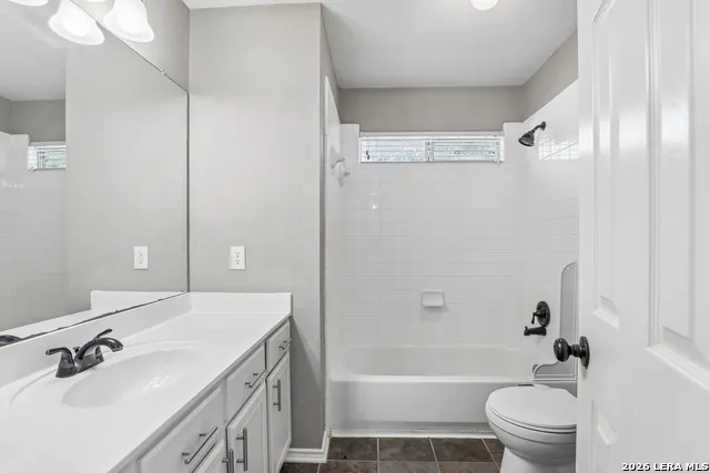 19519 Azure Oak San Antonio, TX 78258