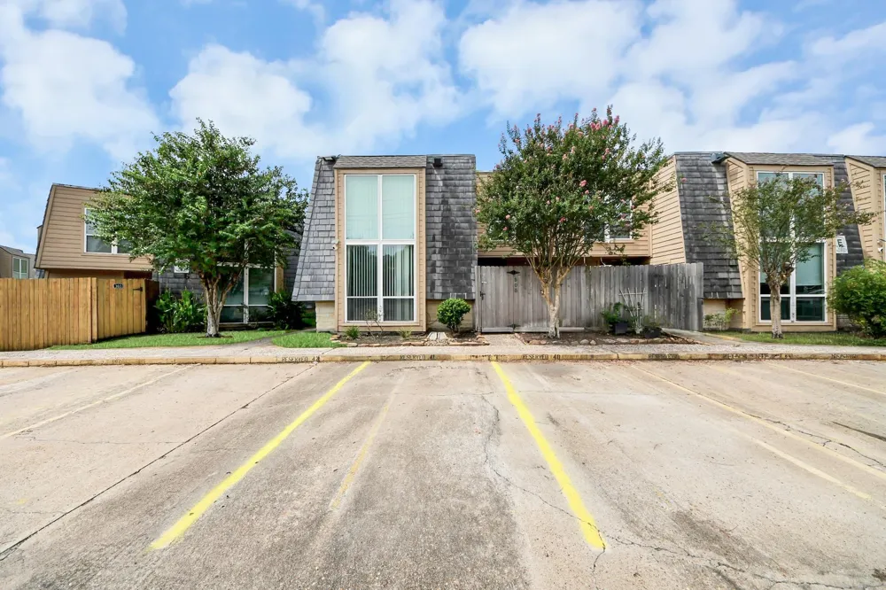16120 Stuebner Airline Road #505 Spring, TX 77379