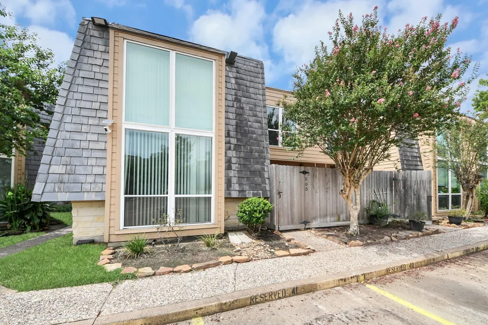 16120 Stuebner Airline Road #505 Spring, TX 77379