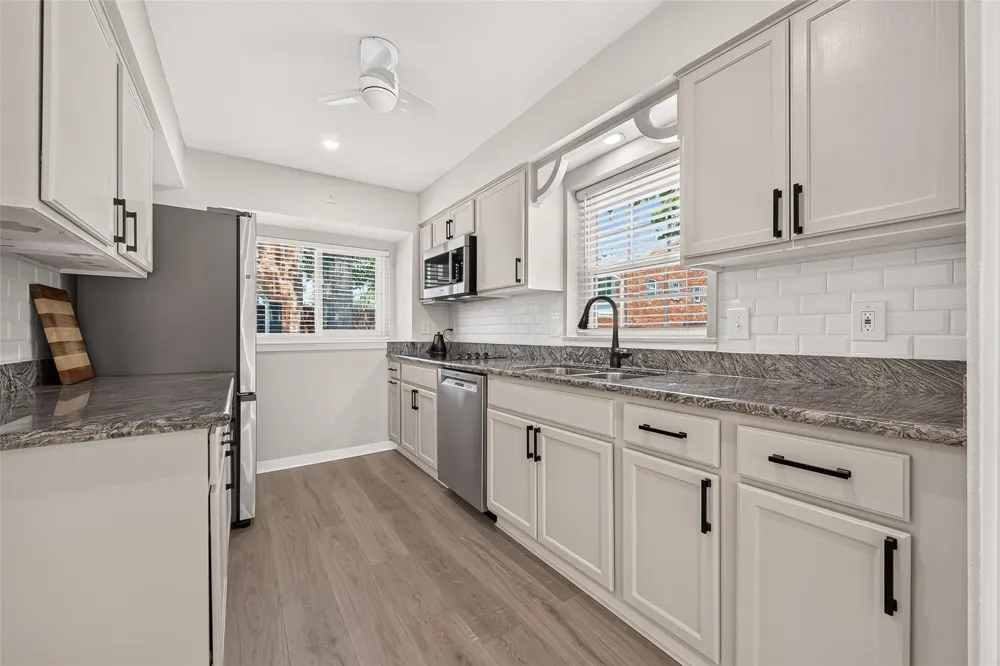 437 Bendwood Drive Houston, TX 77024