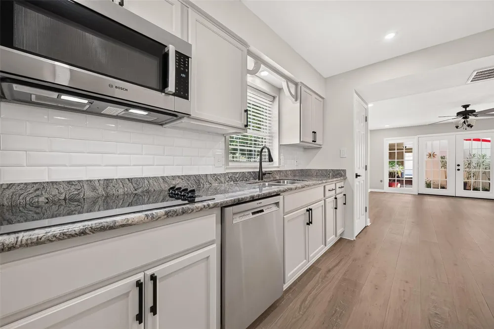 437 Bendwood Drive Houston, TX 77024