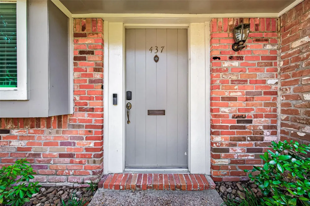 437 Bendwood Drive Houston, TX 77024