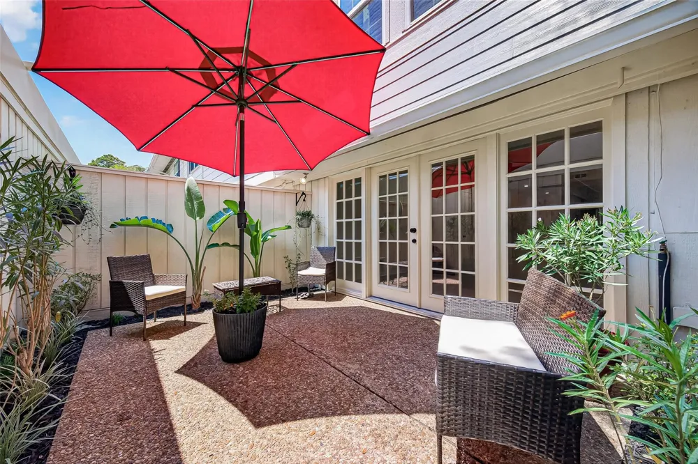 437 Bendwood Drive Houston, TX 77024