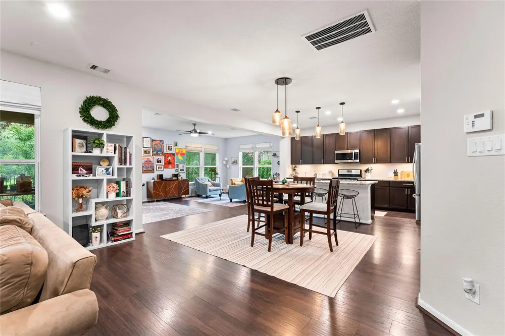 1942 Elkington Circle Conroe, TX 77304