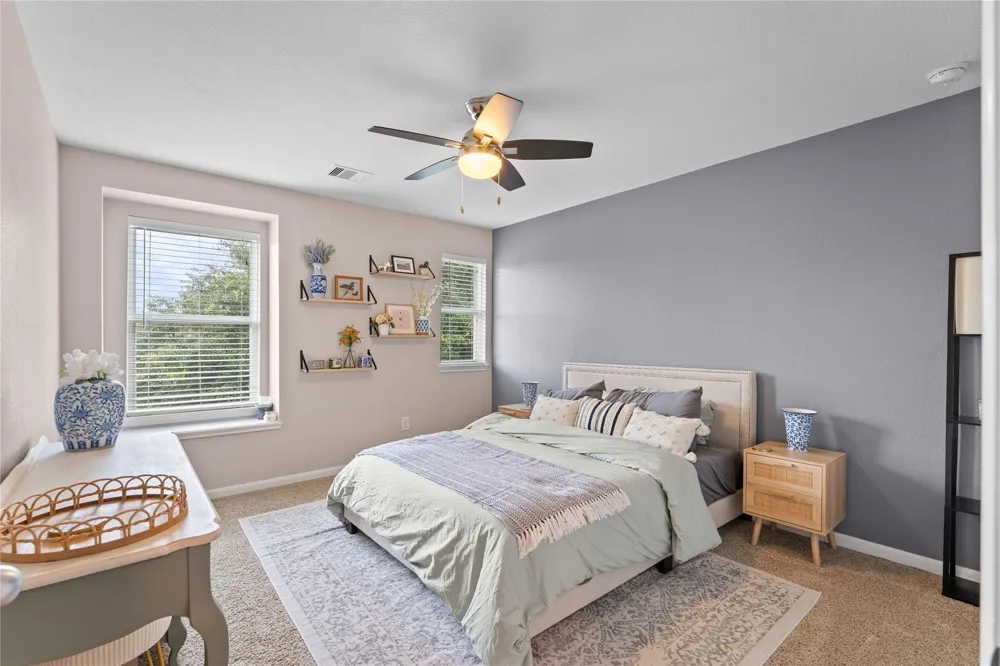 1942 Elkington Circle Conroe, TX 77304