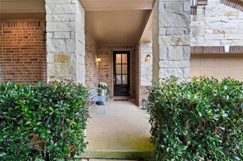 1942 Elkington Circle Conroe, TX 77304