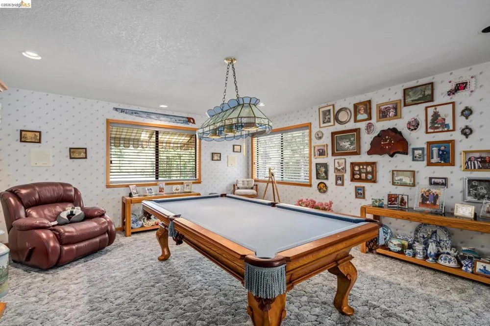 11335 Bridal Veil Groveland, CA 95321