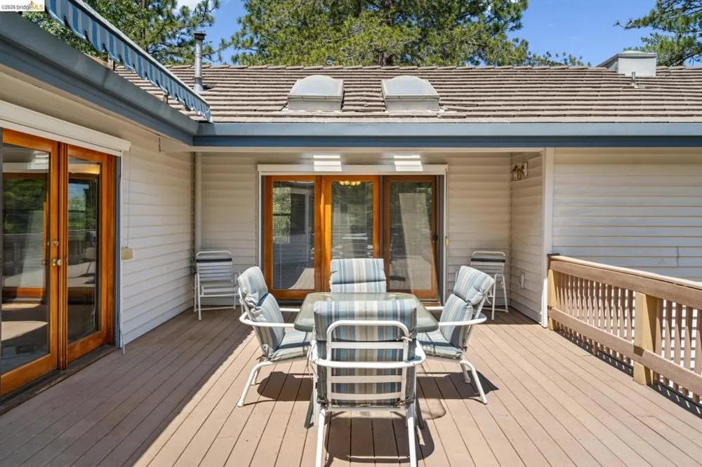 11335 Bridal Veil Groveland, CA 95321