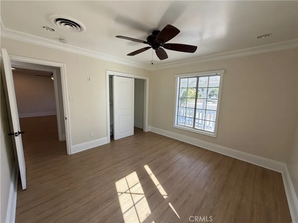 9384 Fontana Ave Fontana, CA 92335