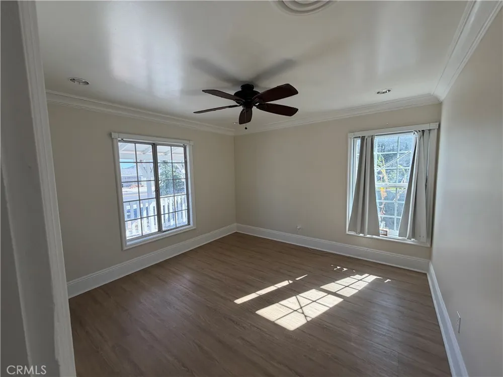 9384 Fontana Ave Fontana, CA 92335