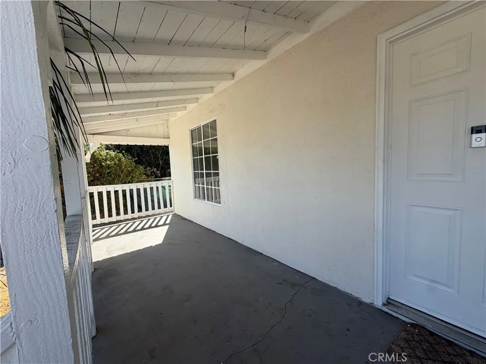 9384 Fontana Ave Fontana, CA 92335