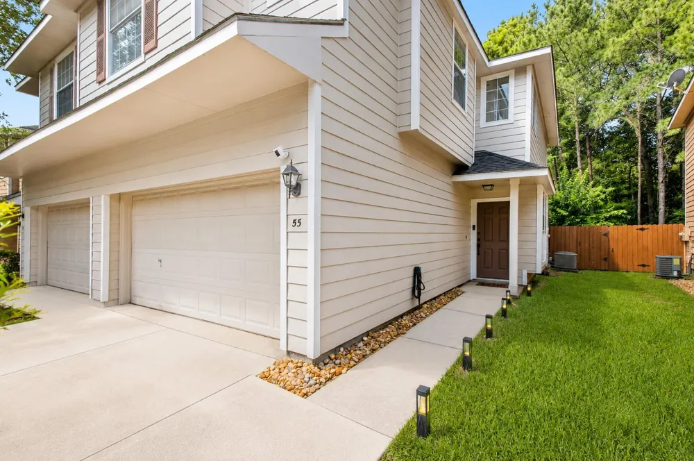 55 Ledgestone Place The Woodlands, TX 77382