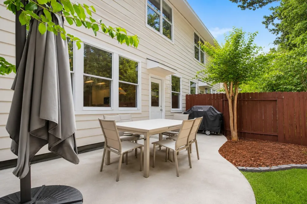 55 Ledgestone Place The Woodlands, TX 77382