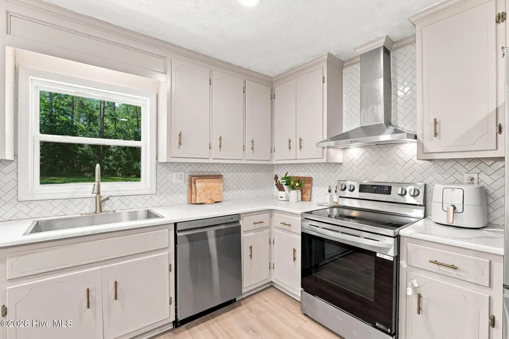 1477 Marks Creek Church Road Laurel Hill, NC 28351