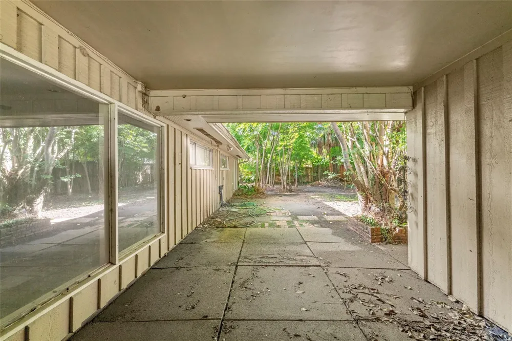 5146 Carew Street Houston, TX 77096