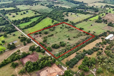 1712 Peach Ridge Road