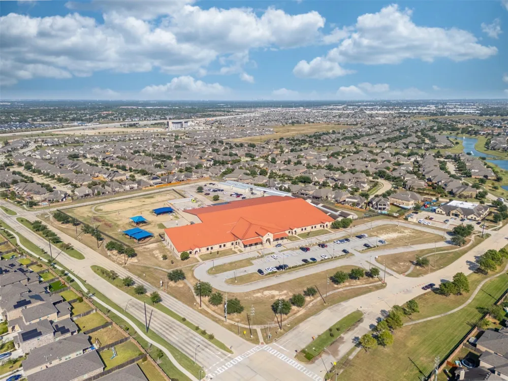 24618 Windmill Canyon Lane Richmond, TX 77406