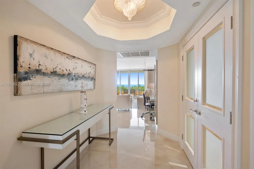 791 Crandon Blvd #704 Key Biscayne, FL 33149