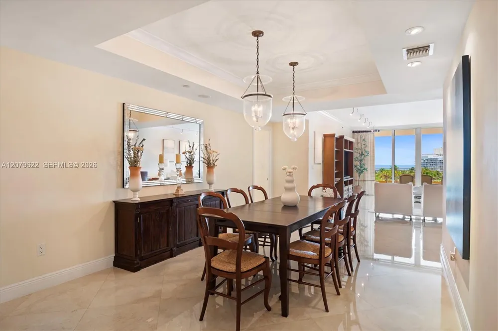791 Crandon Blvd #704 Key Biscayne, FL 33149
