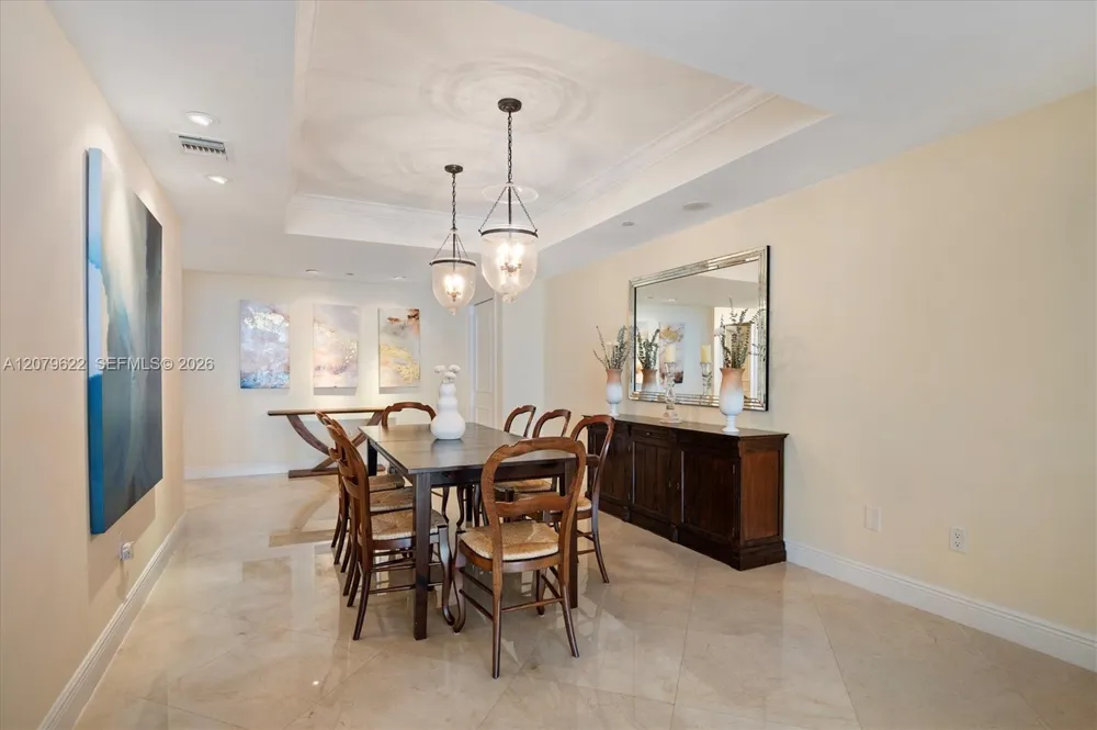 791 Crandon Blvd #704 Key Biscayne, FL 33149