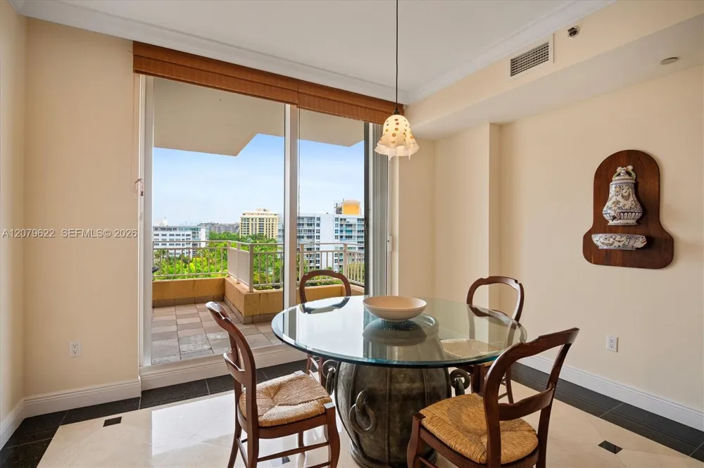 791 Crandon Blvd #704 Key Biscayne, FL 33149