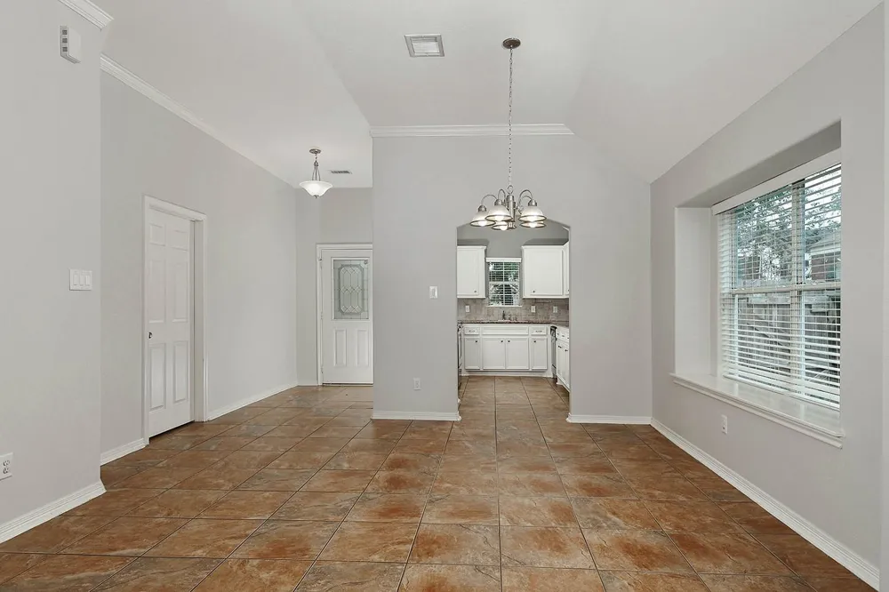 10912 Redbird Conroe, TX 77385