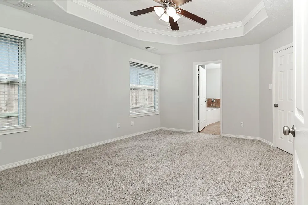 10912 Redbird Conroe, TX 77385