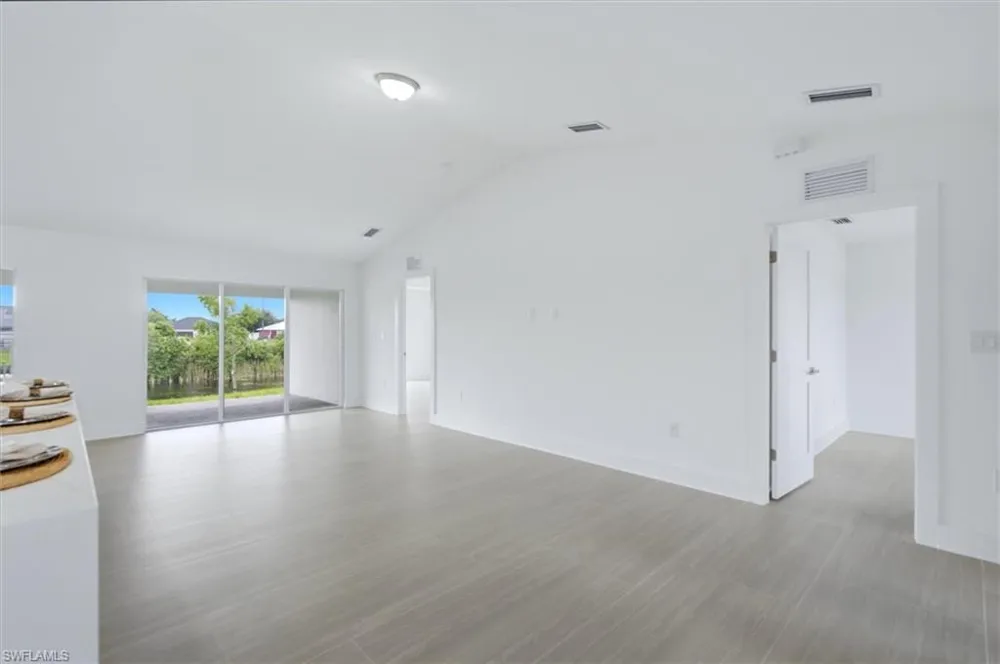 1219 NW 9th Place Cape Coral, FL 33993
