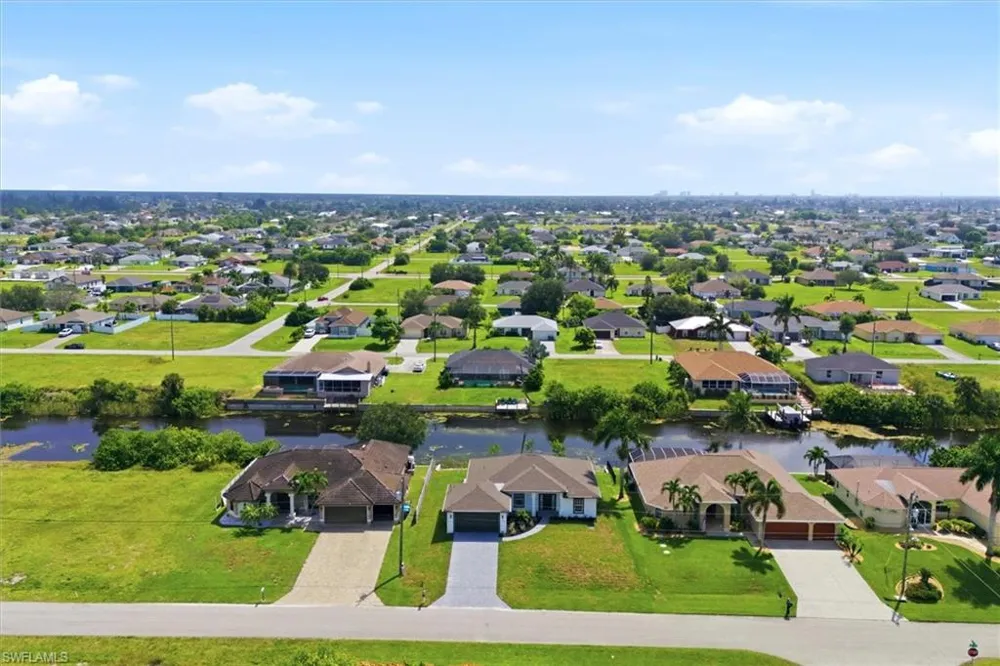 1219 NW 9th Place Cape Coral, FL 33993