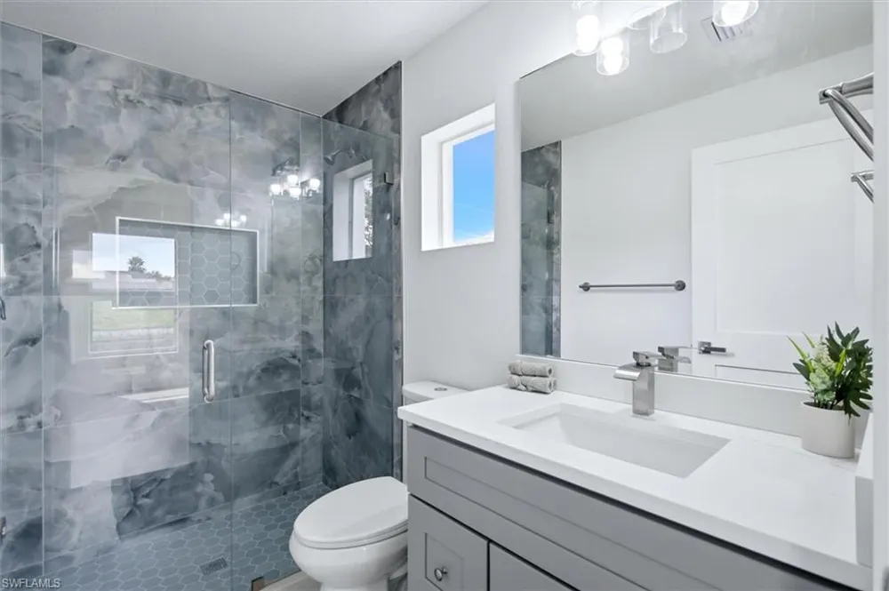 1219 NW 9th Place Cape Coral, FL 33993