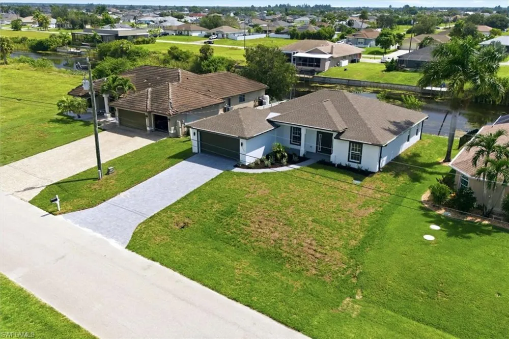 1219 NW 9th Place Cape Coral, FL 33993