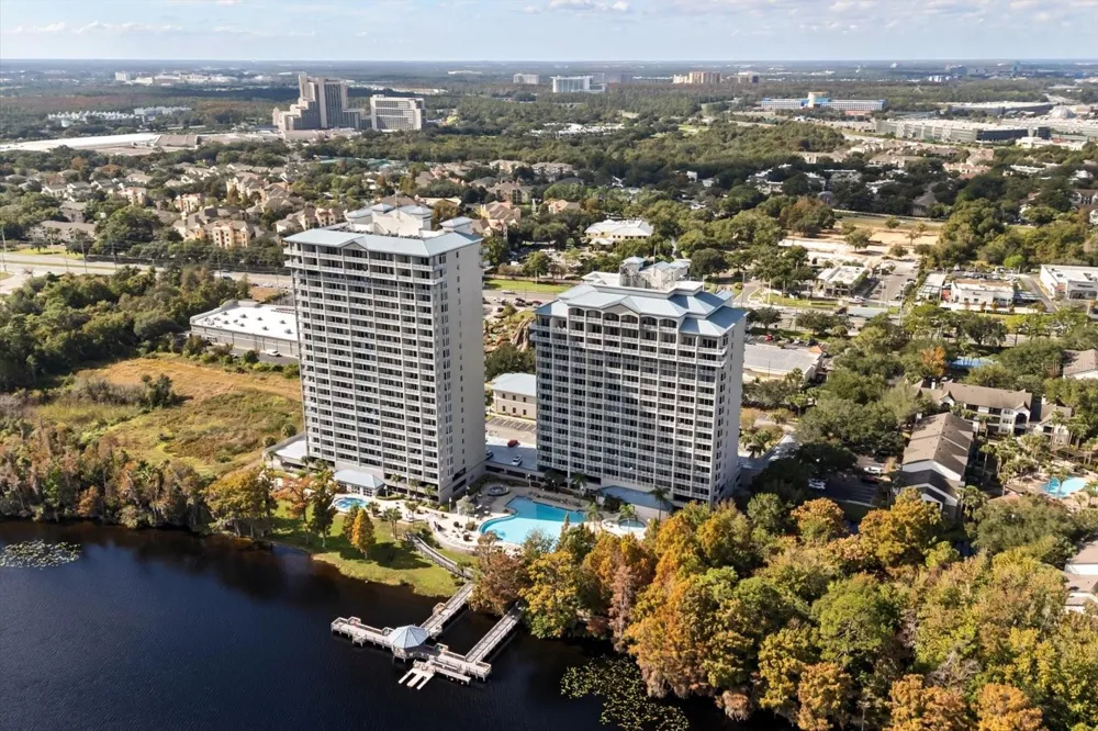 13427 BLUE HERON BEACH DRIVE #2-1105 Orlando, FL 32821