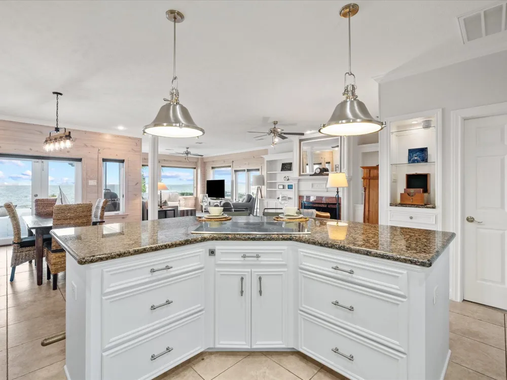 993 Sandy Court La Porte, TX 77571