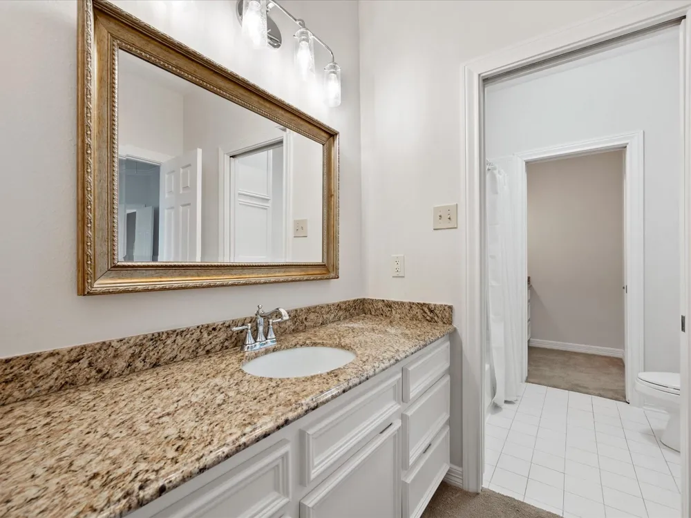 993 Sandy Court La Porte, TX 77571