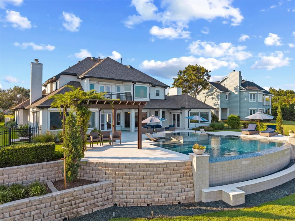 993 Sandy Court La Porte, TX 77571