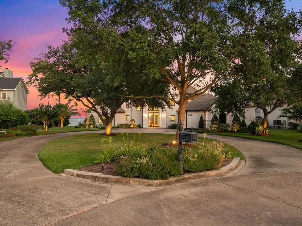 993 Sandy Court La Porte, TX 77571
