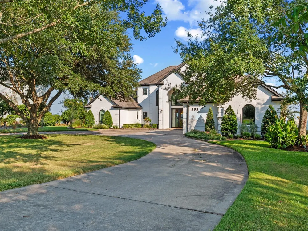 993 Sandy Court La Porte, TX 77571