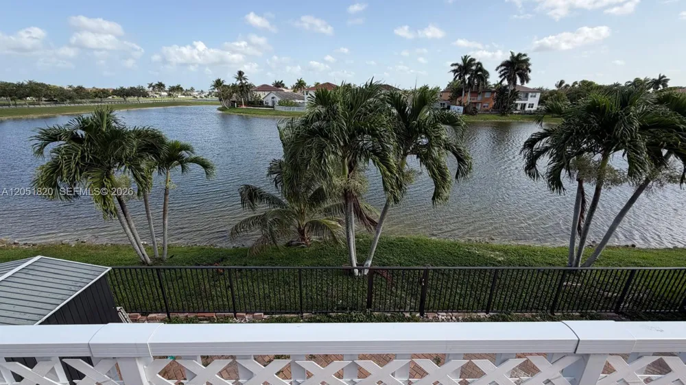 15350 SW 11 ST Miami, FL 33178